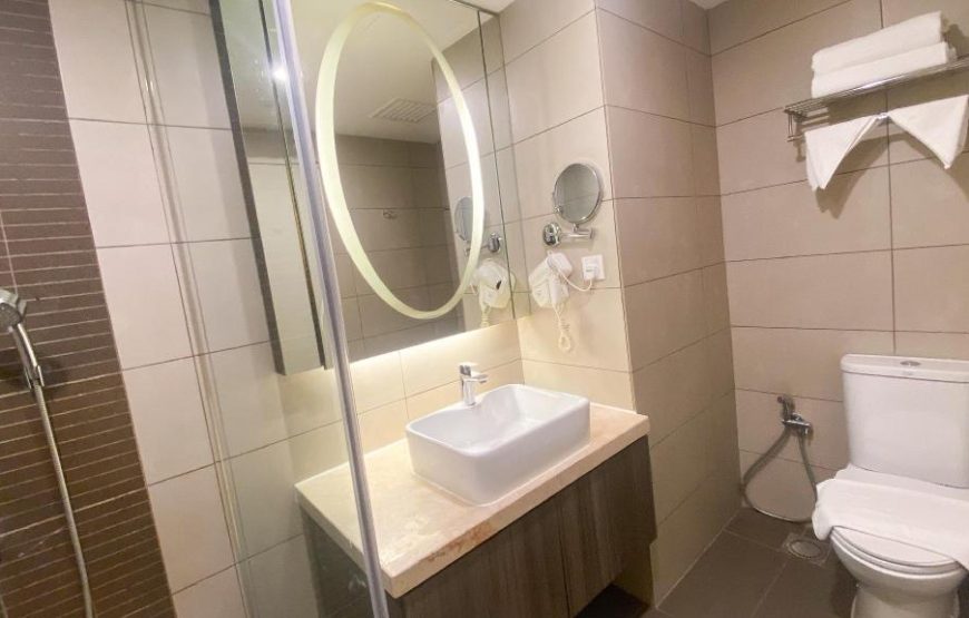 Deluxe Room (King OR Twin)