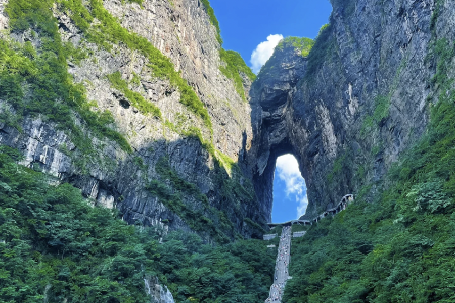 MAJESTIC ZHANGJIAJIE 9D7N CNZJJS09