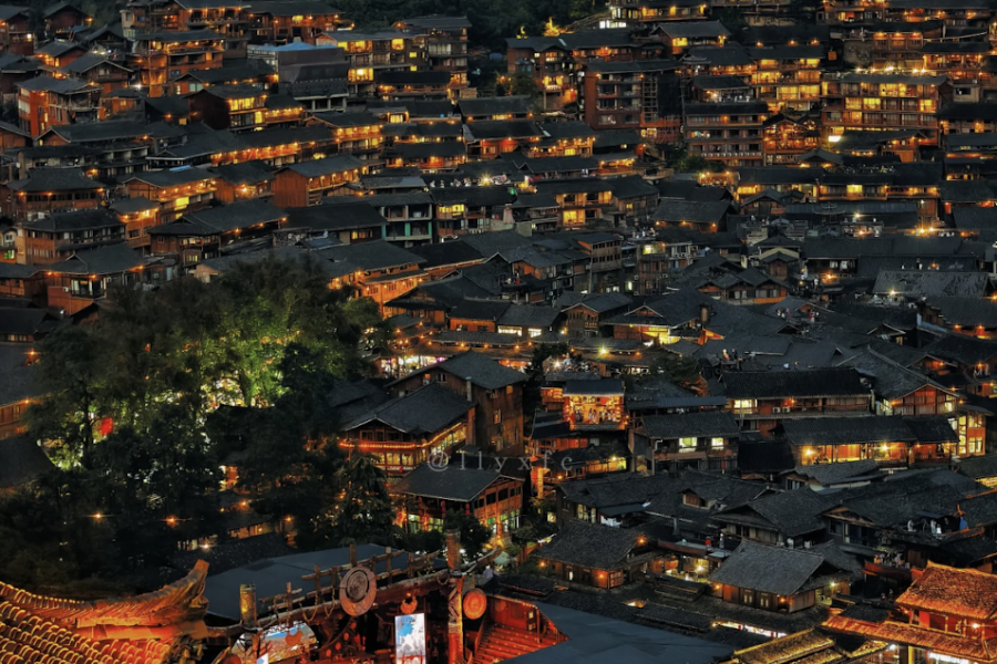 COLORFUL GUIZHOU+XIAOQIKONG&HUANGGUOSHU WATERFALL 9D7N CNKWE09