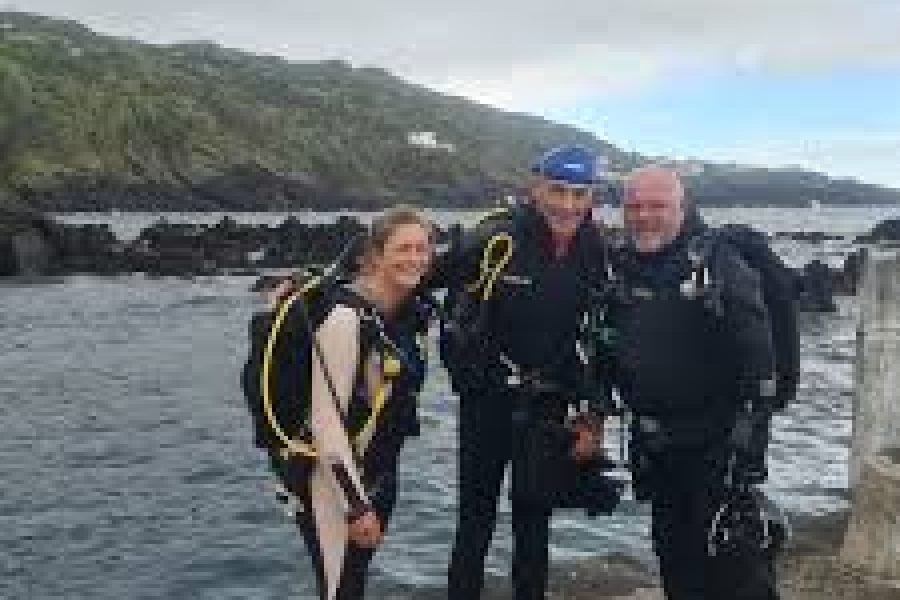 Twin Peaks Dive Centre