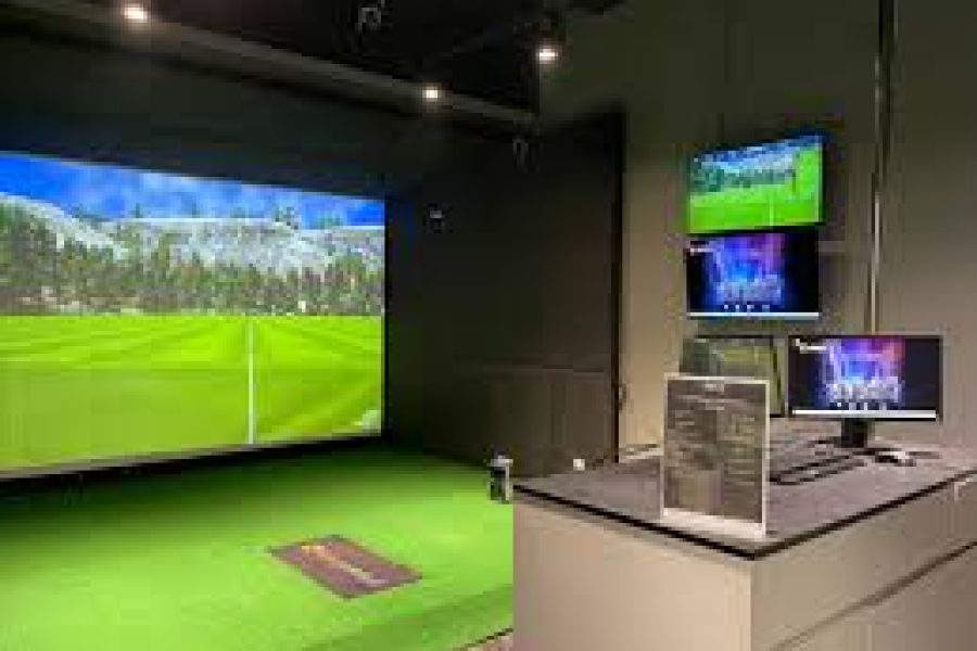 MST Golf Arena Toppen Shopping Centre